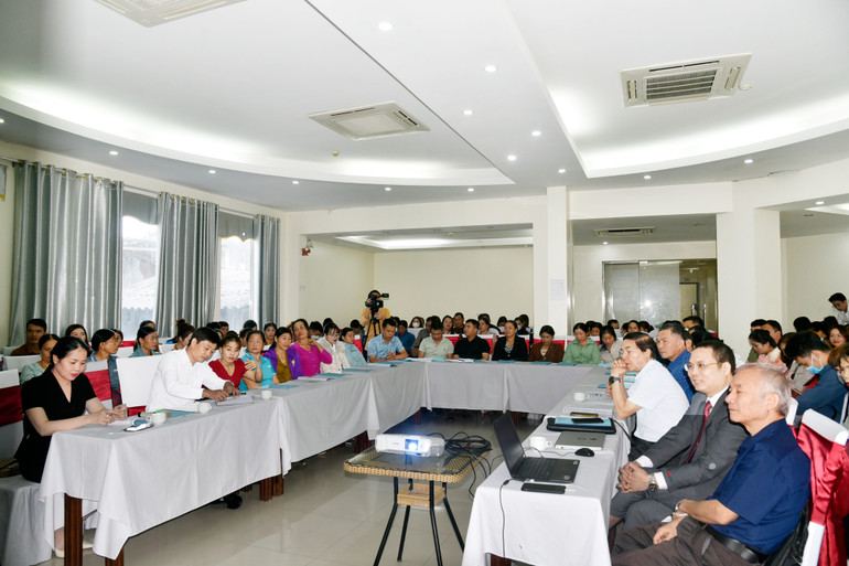 Lớp tập huấn về chuyển đổi số do Viện Phát triển kinh tế hợp tác tổ chức.