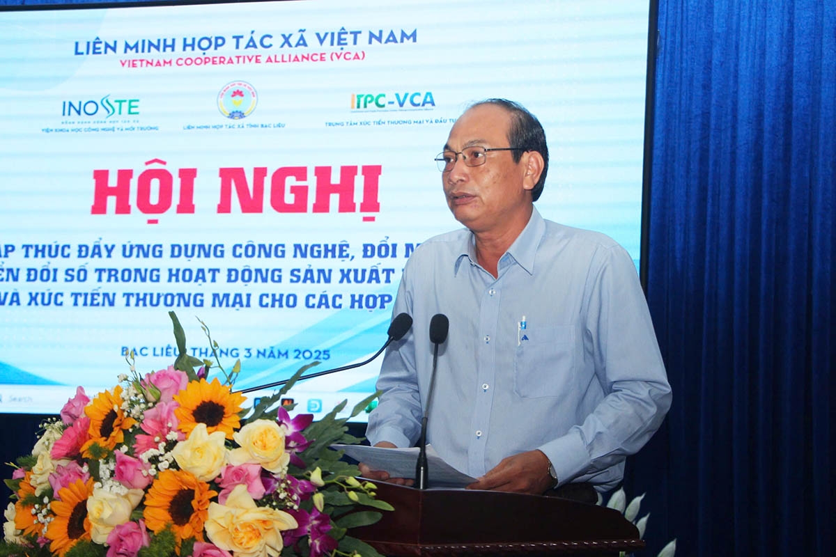 Chủ tịch Liên minh HTX tỉnh Bạc Liêu - Nguyễn Văn Vũ phát biểu tại Hội nghị.
