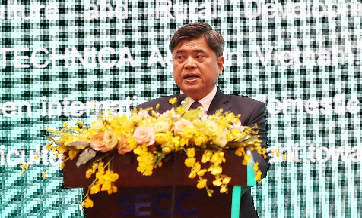 Thứ trưởng Bộ Nông nghiệp và Môi trường Trần Thanh Nam phát biểu tại Lễ khai mạc triển lãm Agritechnica Asia Việt Nam 2025.