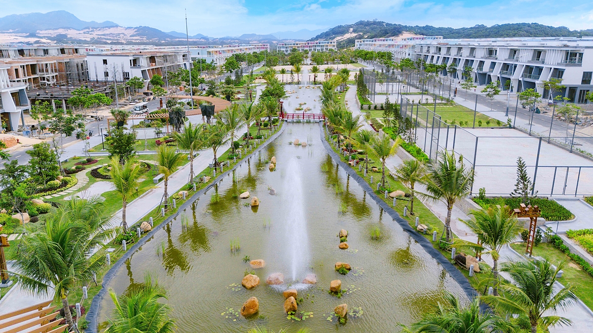 Phân khu ParaSol đang thi công hoàn thiện, tiến hành bàn giao nhà và sổ.