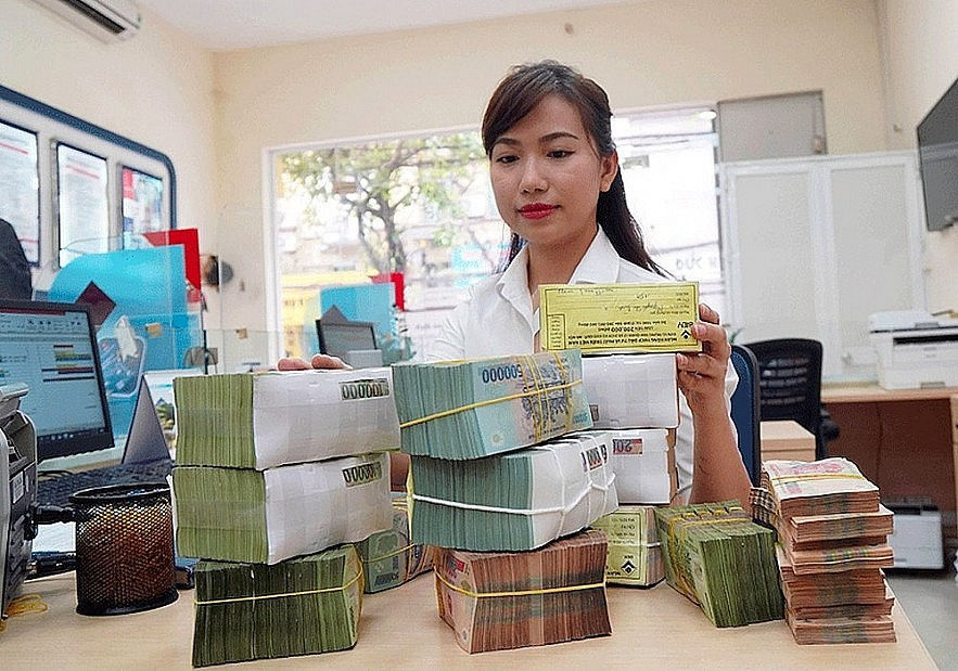 Cùng sự khởi sắc của tín dụng, nhiều ngân hàng đã lên kế hoạch kinh doanh năm 2025 đầy tham vọng, với không ít nhà băng dự kiến chạm mốc lợi nhuận tỷ USD.