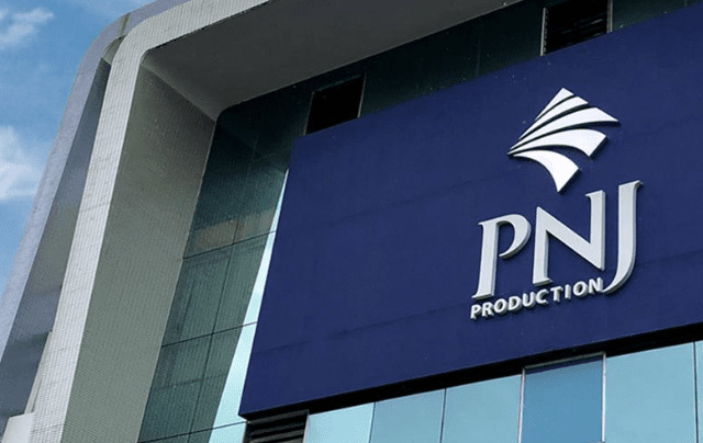 Cổ phiếu PNJ liên tục giảm sâu, xuống ‘đáy’ hơn 1 năm, trong khi giá vàng không ngừng lập đỉnh mới