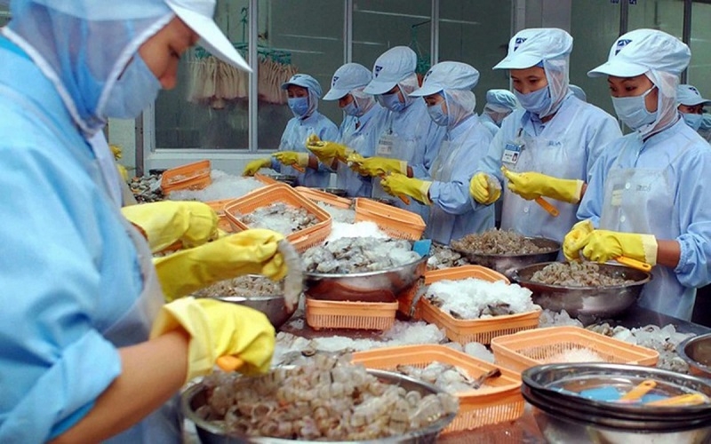 VASEP đề xuất Chính phủ xem xét chủ động giảm thuế nhập khẩu về 0% đối với hàng hoá là thủy sản được nhập khẩu từ Mỹ.