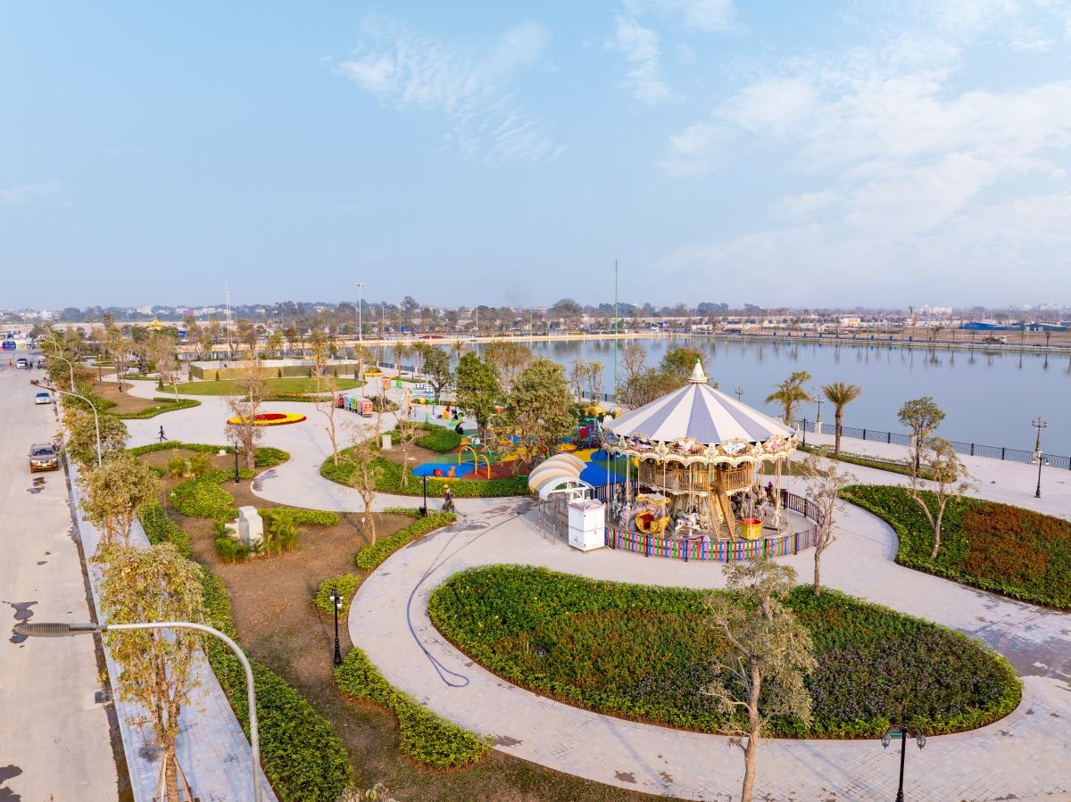 Nhờ tiến độ thi công thần tốc, những tiện ích đầu tiên Vinhomes Global Gate đã hoàn thiện.