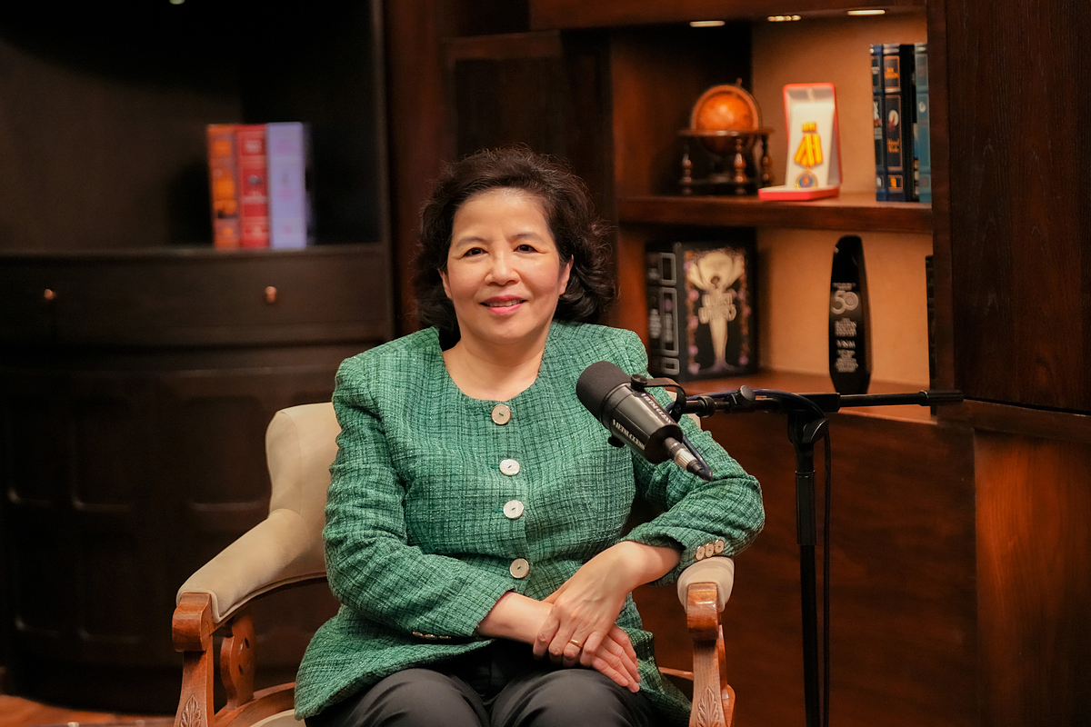 Bà Mai Kiều Liên, Tổng giám đốc Vinamilk, chia sẻ về chiến lược đằng sau quyết định tái định vị bắt đầu từ năm 2023 &lpar;Ảnh: Vietsuccess&rpar;.