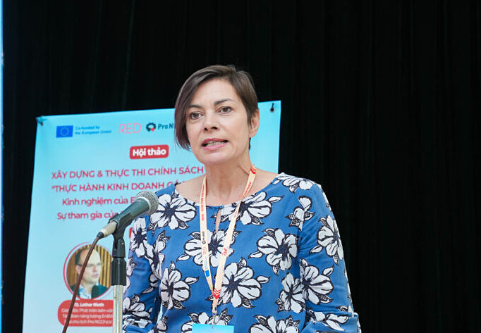 Bà Brenda Candries, Quản lý chương trình, Phái đoàn Liên minh châu Âu tại Việt Nam.