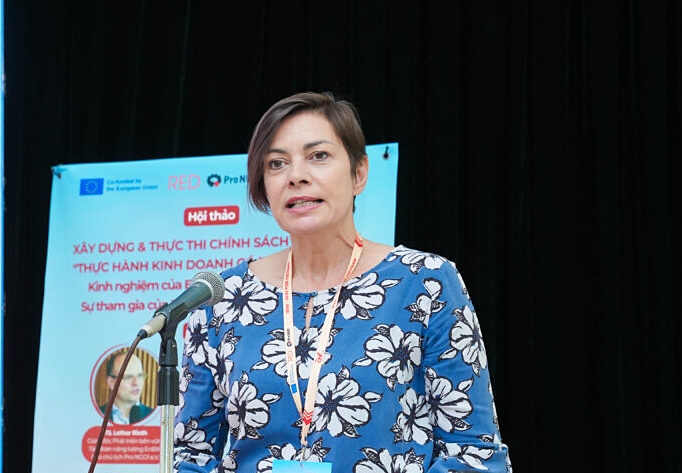 Bà Brenda Candries, Quản lý chương trình, Phái đoàn Liên minh châu Âu tại Việt Nam.