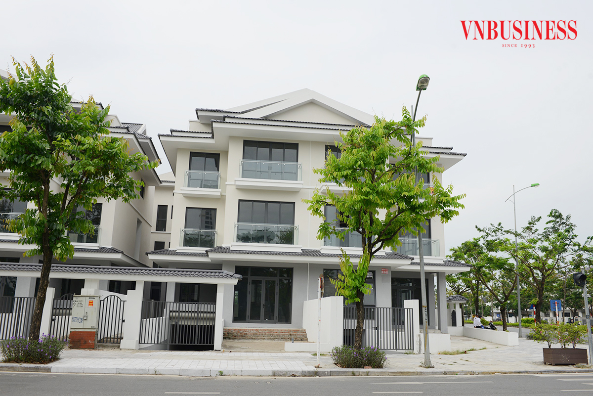 Bất động sản triệu đô vẫn hút dòng tiền của các chủ đầu tư lớn.