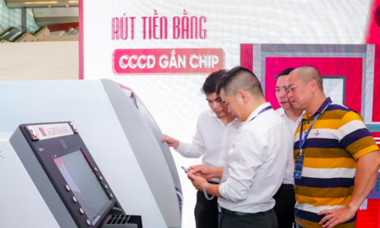 Ngân hàng tăng tốc trong hành trình chuyển đổi số