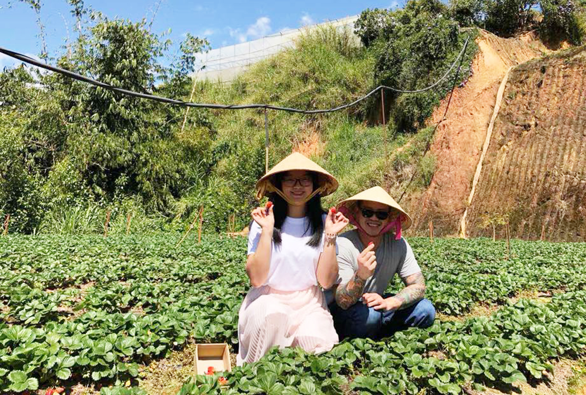 Ứng dụng nền tảng mạng xã hội giúp các HTX du lịch mở rộng mạng lưới khách tham quan.