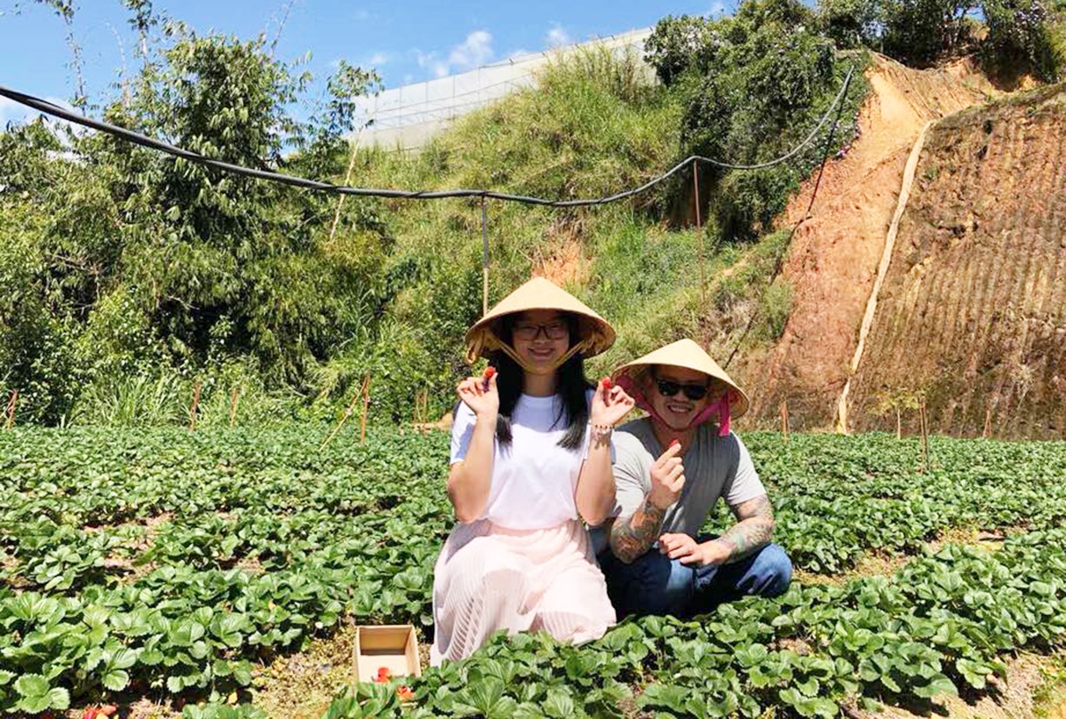 Ứng dụng nền tảng mạng xã hội giúp các HTX du lịch mở rộng mạng lưới khách tham quan.