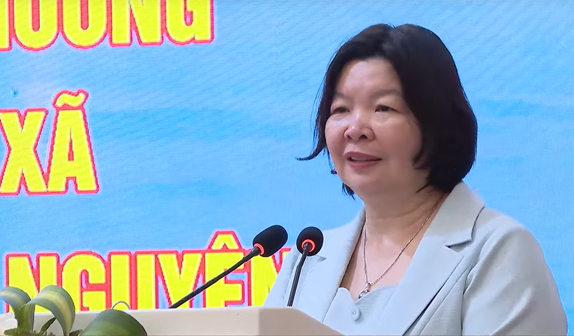 Chủ tịch Liên minh HTX Việt Nam, Cao Xuân Thu Vân phát biểu tại Hội nghị.