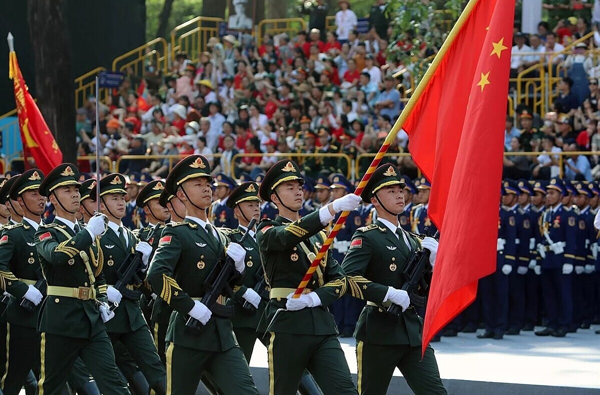 Lực lượng tham gia diễu binh, diễu hành kỷ niệm 50 năm giải phóng miền Nam, thống nhất đất nước.