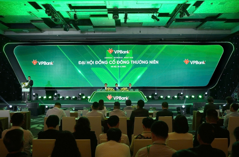 Đại hội cổ đông VPBank: GPBank sẽ có lãi trong năm 2025; muốn mở công ty bảo hiểm nhân thọ, mua công ty quản lý quỹ