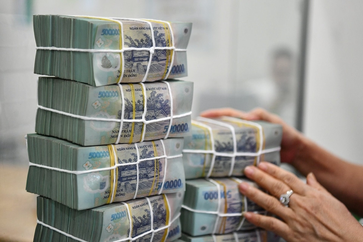 Triển vọng tăng trưởng của ngành ngân hàng vẫn được đánh giá là tích cực, thậm chí một số nhà băng đặt mục tiêu tăng trưởng cao kỷ lục, lập đỉnh mới về lợi nhuận.