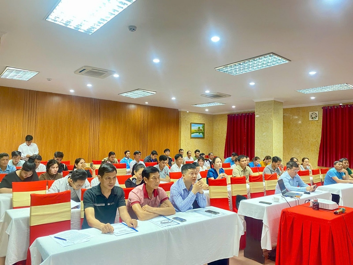 Nhờ tiếp cận phương thức bán hàng mới bằng cách áp dụng nền tảng số, bà con nông dân đã mở ra hướng đi mới trong tiêu thụ hàng hóa.