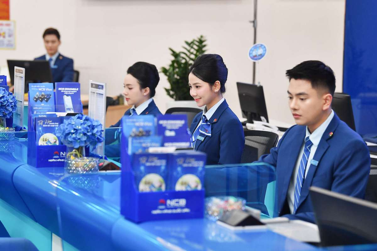 Nhiều ngân hàng khẳng định sẽ tiếp tục thực hiện tái cấu trúc nhân sự để giảm chi phí