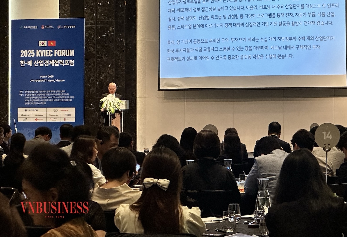 Ông Vũ Bá Phú, Cục trưởng Cục Xúc tiến thương mại, Bộ Công Thương phát biểu chào mừng tại Diễn đàn hợp tác kinh doanh Việt Nam - Hàn Quốc