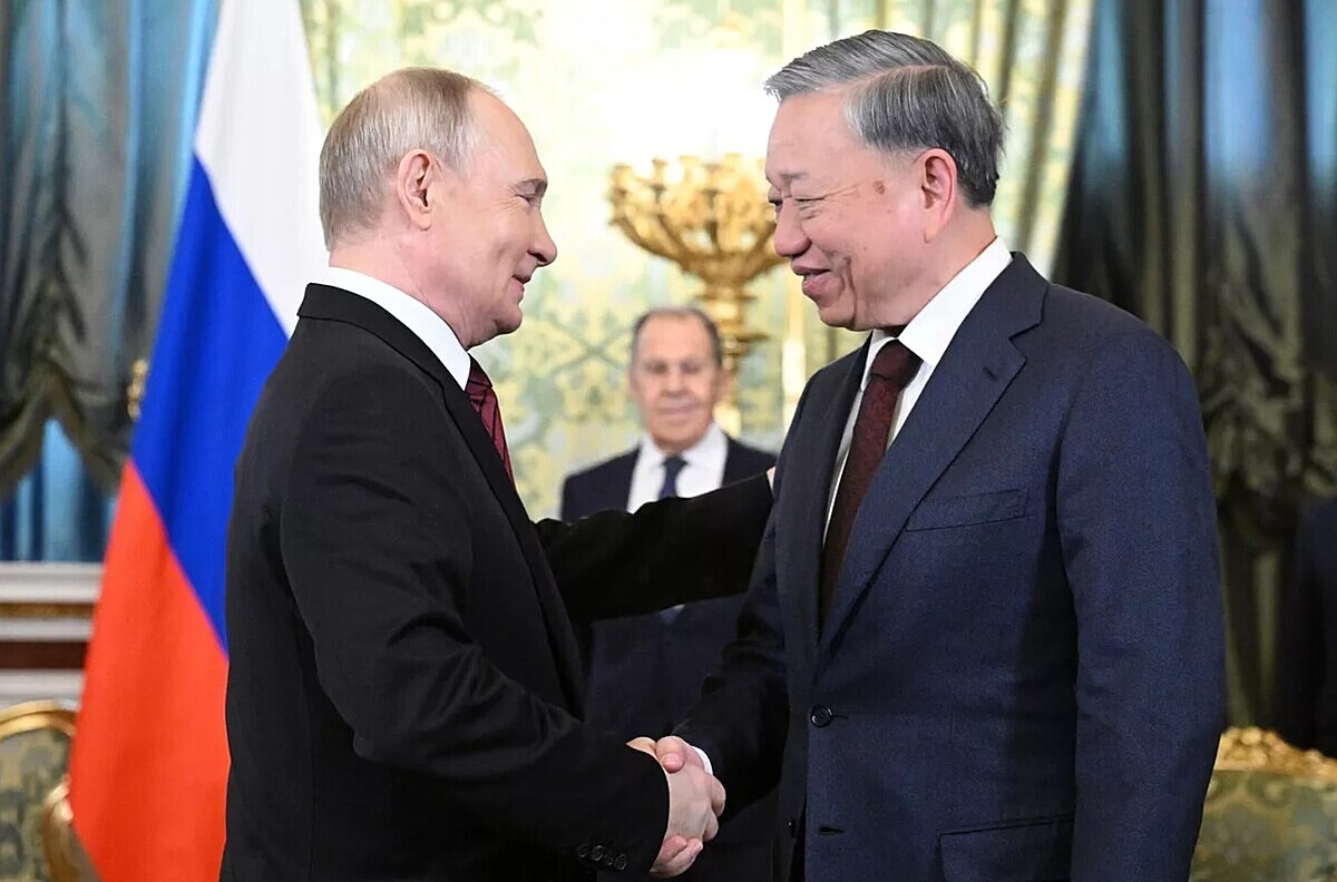 Quan hệ Nga và Việt Nam đang phát triển tốt đẹp trên tất cả các lĩnh vực, Tổng thống Nga Vladimir Putin tuyên bố.