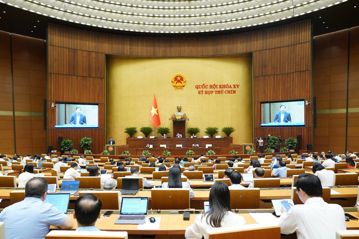 Người bệnh, học sinh đang phải cõng thêm chi phí từ thuế thu nhập doanh nghiệp?