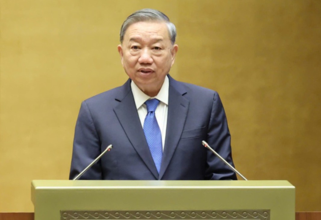 Tổng Bí thư Tô Lâm phát biểu quán triệt tinh thần các nghị quyết của Bộ Chính trị tại Hội nghị quán triệt và triển khai Nghị quyết 68 của Bộ Chính trị về phát triển kinh tế tư nhân - Ảnh: VGP