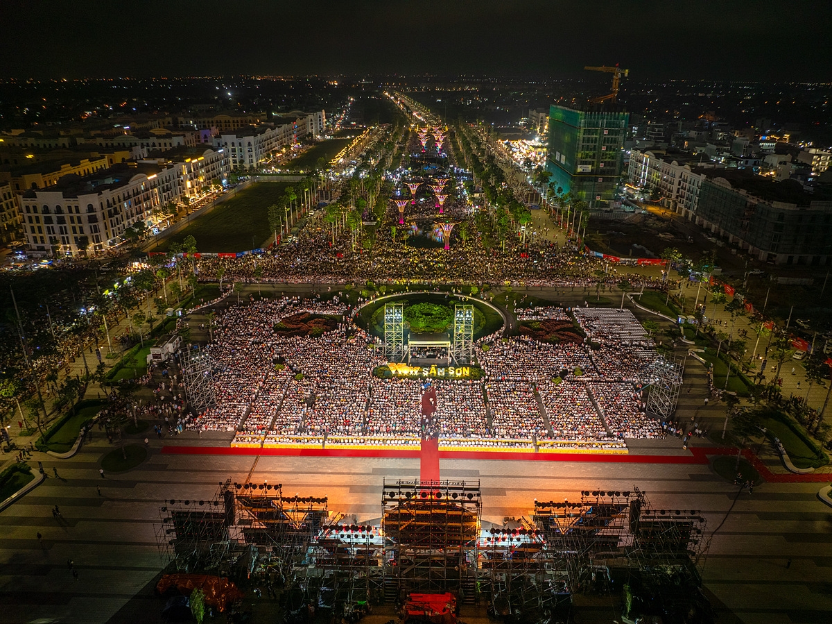 Sầm Sơn luôn là điểm “dẫn sóng” du lịch tại miền Bắc.