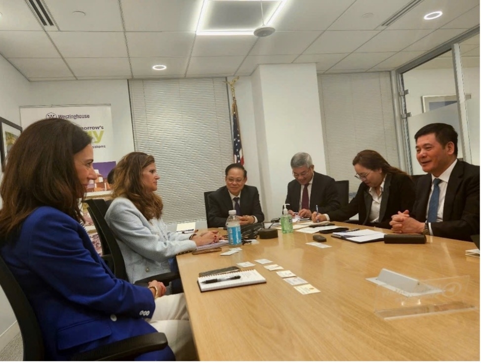 Bộ trưởng Nguyễn Hồng Diên làm việc với Tập đoàn Westinghouse.