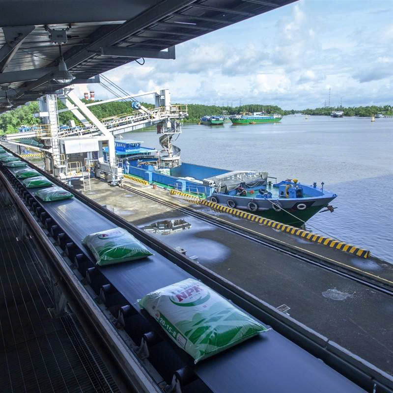 PVCFC chủ động xây dựng phương án điều hành sản xuất kinh doanh– phân phối để đáp ứng đủ nhu cầu vụ Hè Thu trong nước và mở rộng xuất khẩu sang các thị trường khác.