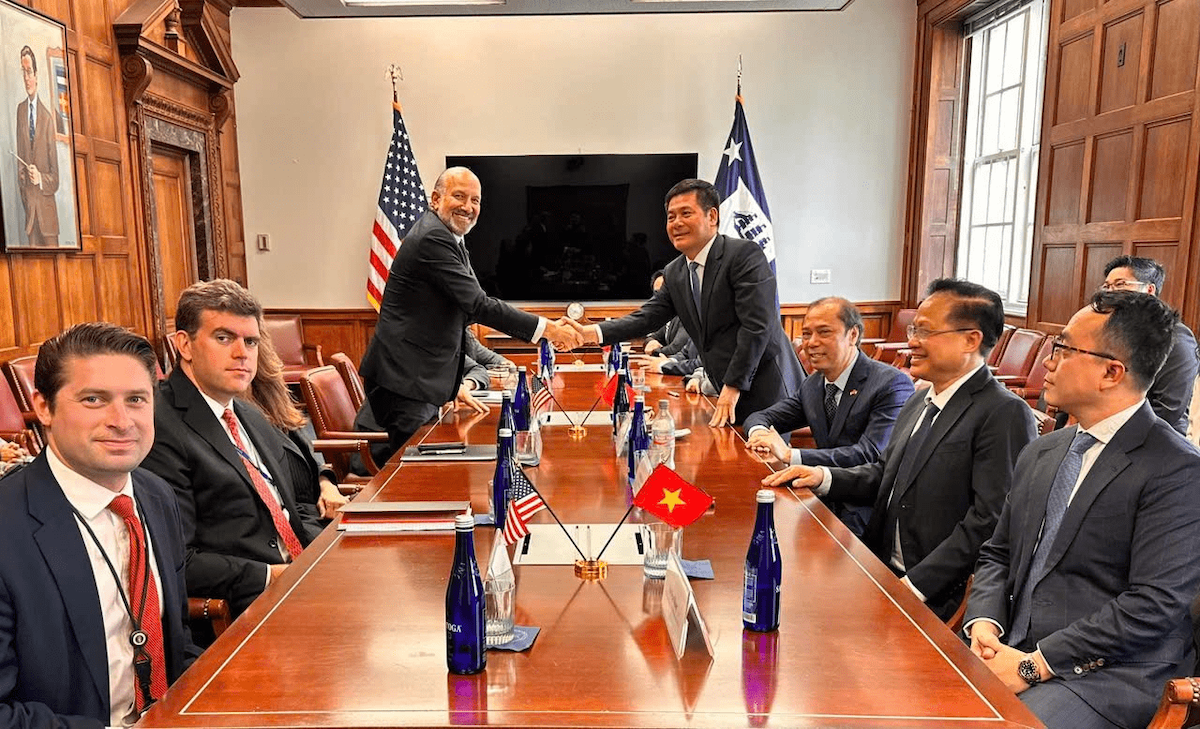 Ngày 22/5, Bộ trưởng Bộ Công Thương Nguyễn Hồng Diên làm việc với Bộ trưởng Thương mại Hoa Kỳ Howard Lutnick.