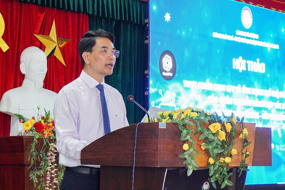 Phó Chủ tịch Liên minh HTX Việt Nam Đinh Hồng Thái phát biểu tại Hội thảo.