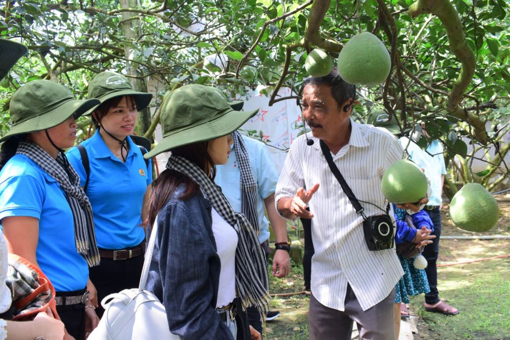 Du lịch sinh thái, trải nghiệm giúp nâng cao giá trị nông sản do nông dân, thành viên HTX làm ra.