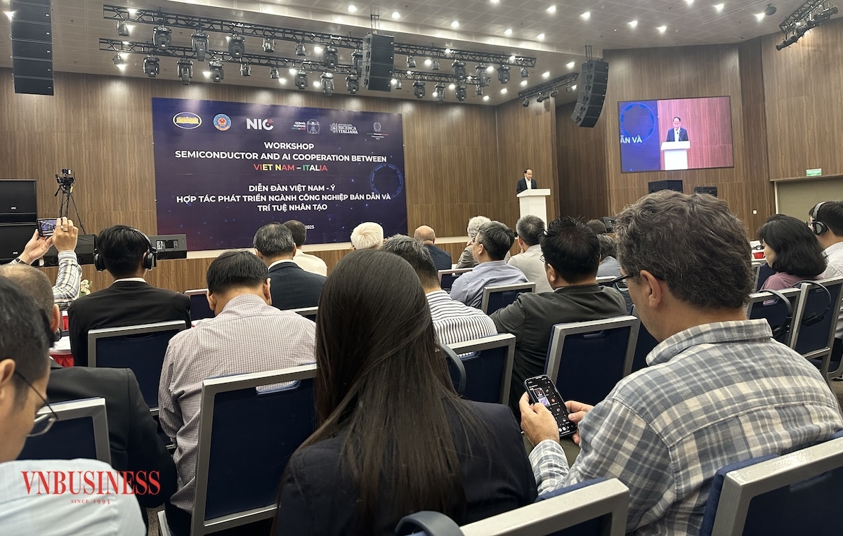Diễn đàn Việt Nam - Ý hợp tác phát triển công nghiệp bán dẫn và trí tuệ nhân tạo.