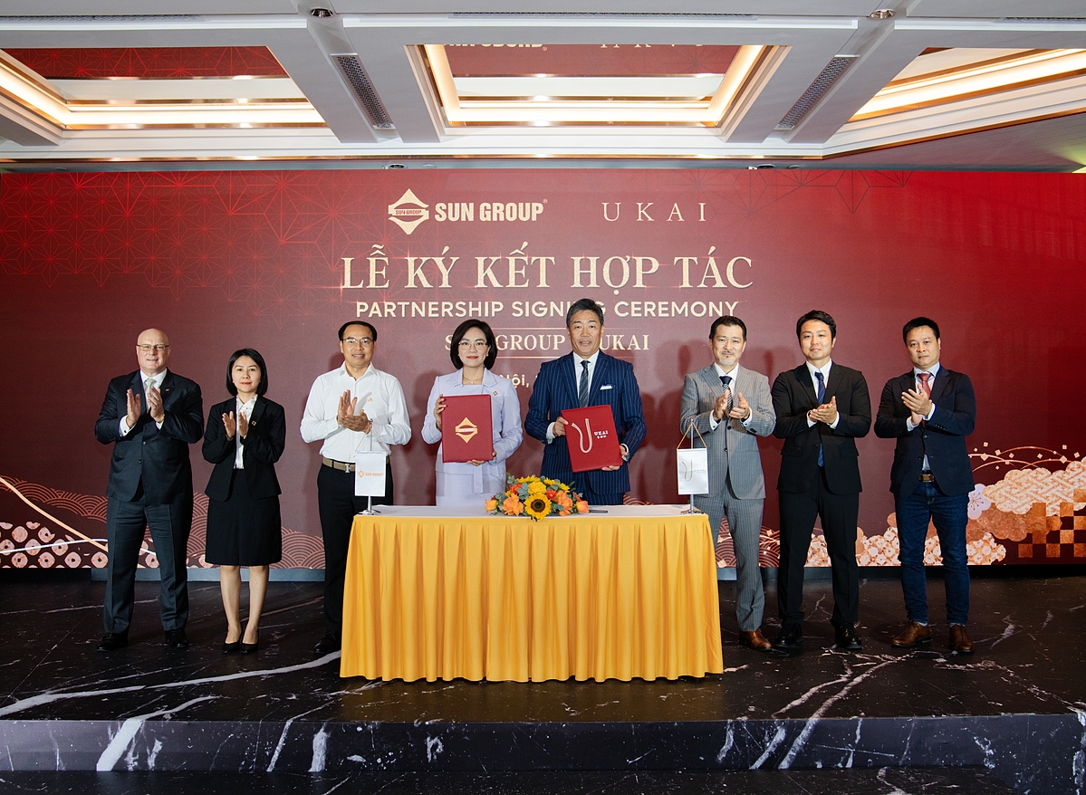 Lễ ký kết giữa Sun Hospitality & Entertainment Group - thương hiệu du lịch nghỉ dưỡng và vui chơi giải trí thuộc tập đoàn Sun Group và Ukai.