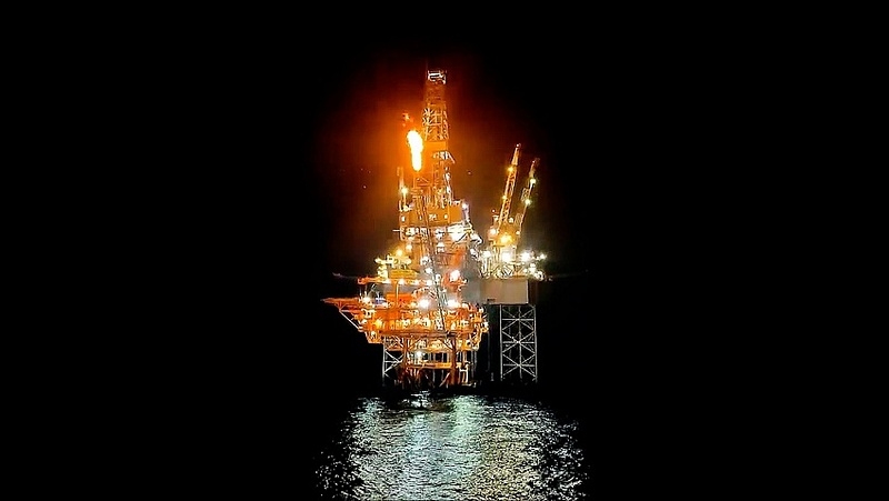 Giàn WHP-DH01, thuộc dự án Phát triển mỏ Đại Hùng pha 3, chính thức khai thác dòng dầu thương mại đầu tiên vào ngày 7/5/2025.