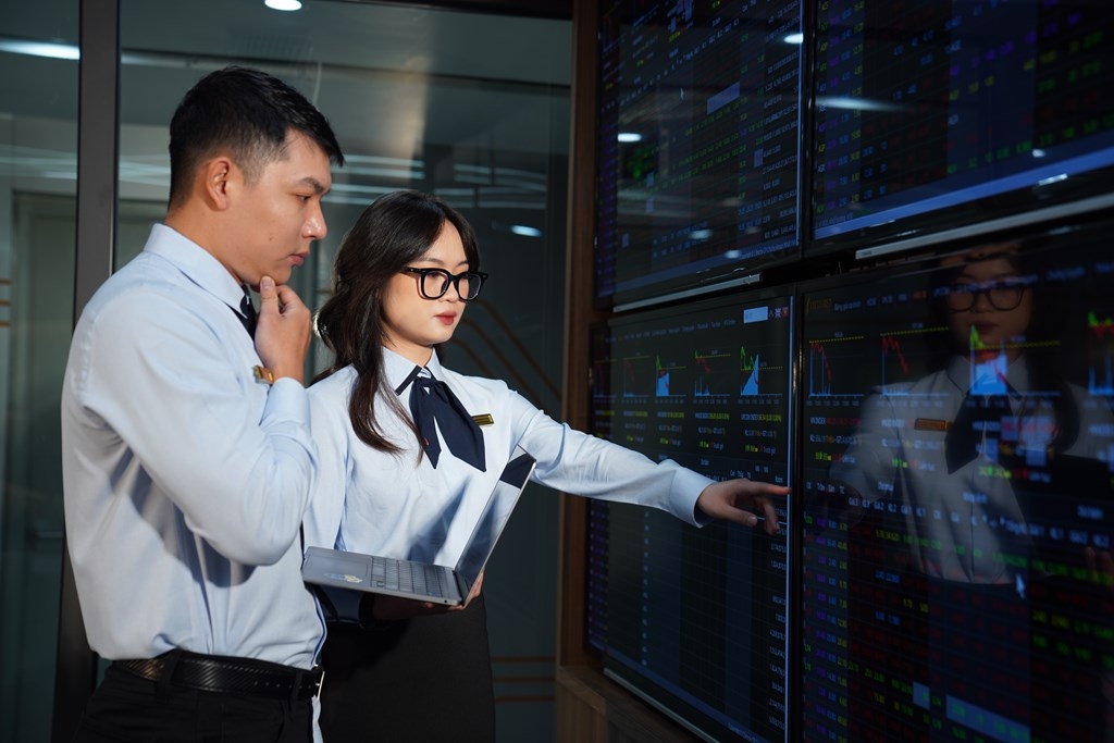 Bước sang tháng 6, dự báo dư địa để chỉ số chính tăng mạnh tiếp là không còn nhiều.