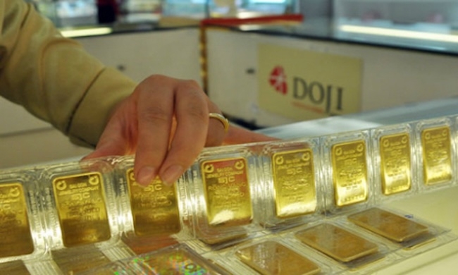 Chuyên gia đề xuất xóa bỏ độc quyền vàng miếng, mở rộng quyền nhập khẩu để tăng cung vàng