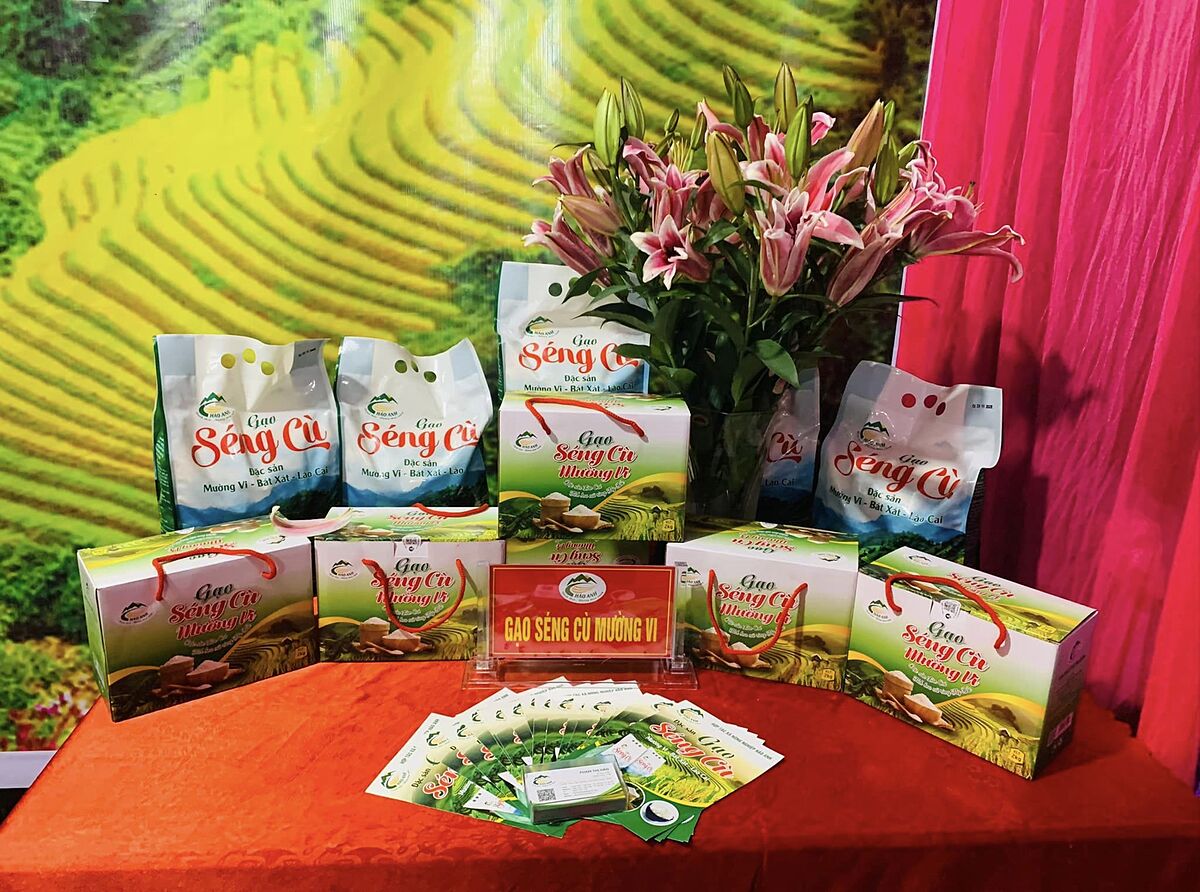 Xã Mường Vi là một trong những điểm đẩy mạnh nhất việc sản xuất và thương mại hóa gạo Séng Cù.