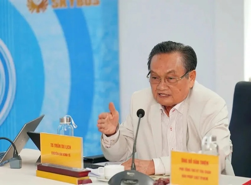 TS Trần Du Lịch cho rằng, để khu vực kinh tế tư nhân phát triển thực chất, cần đồng thời tháo hai nút thắt thủ tục pháp lý và cơ chế tín dụng.