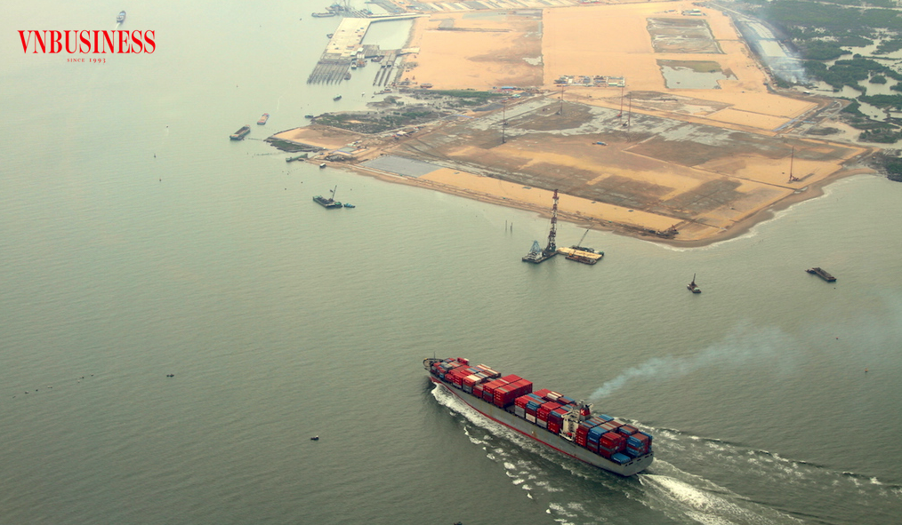 Điều kỳ vọng là các DN, giới đầu tư sẽ bước lên trên “chuyến tàu thịnh vượng mới” khi sáp nhập tỉnh thành.