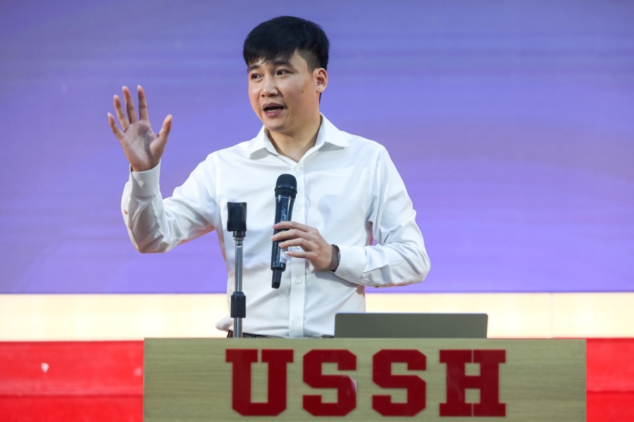 Ông Bùi Công Duyến, chuyên gia công nghệ truyền thông, Giám đốc sản phẩm Toà soạn hội tụ ONECMS &lpar;CTCP Công nghệ NEKO&rpar;.