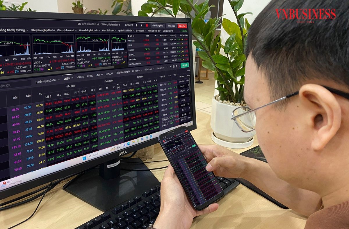 Nhà đầu tư nên hạn chế việc cố gắng đoán thị trường và nên tập trung nhiều hơn vào việc chọn cổ phiếu, bởi việc đoán thị trường về trung hạn không mang lại nhiều giá trị.