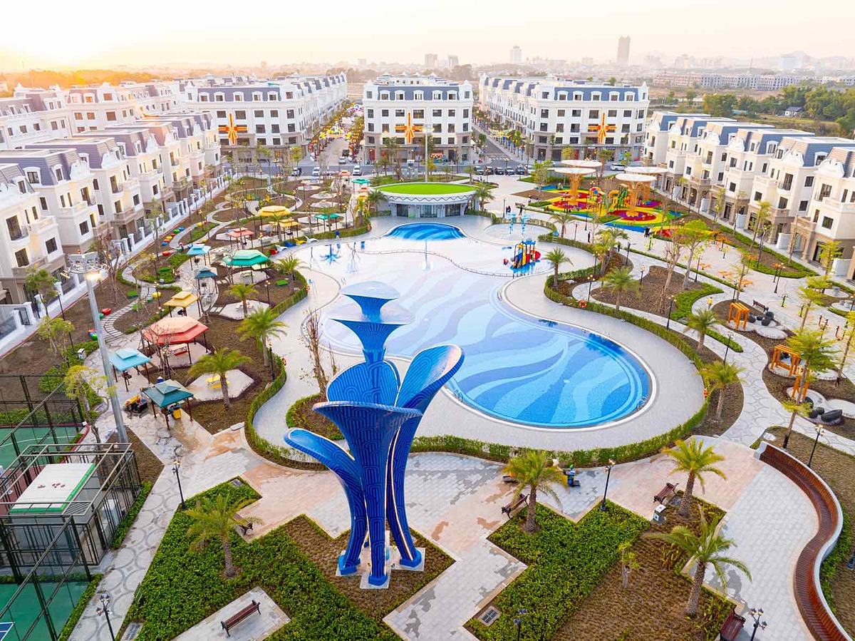 Vinhomes Golden Avenue thu hút cư dân và du khách bởi chuỗi lễ hội sôi động.