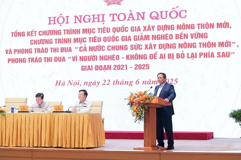 Thủ tướng Chính phủ Phạm Minh Chính chủ trì Hội nghị.