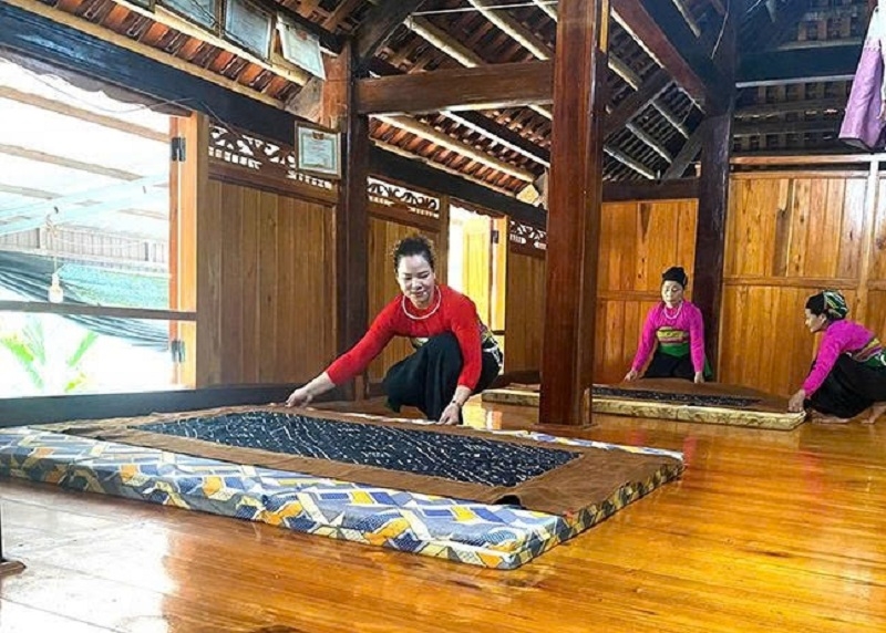 Các dịch vụ du lịch trải nghiệm, du lịch cộng đồng... tại nhiều huyện miền núi của tỉnh Thanh Hóa, đã giúp tạo việc làm cho hàng trăm lao động địa phương.