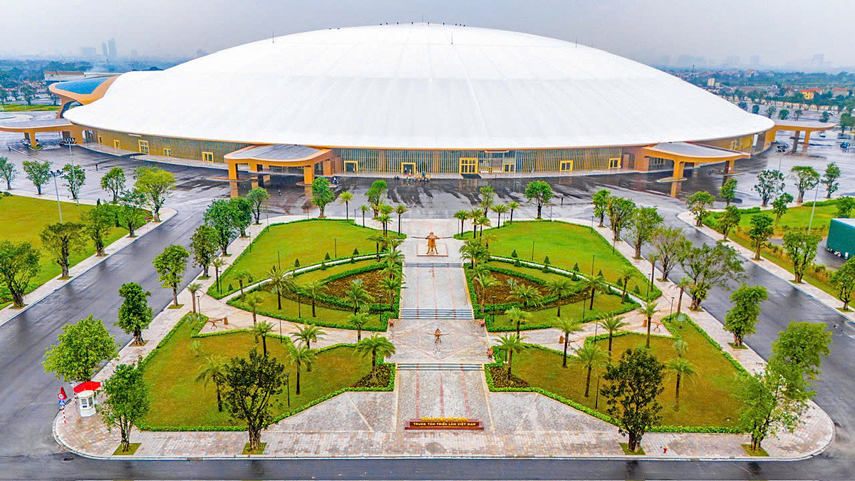 Nhà triển lãm Kim Quy và khu vực triển lãm ngoài trời được bàn giao chỉ sau gần 10 tháng thi công thần tốc.