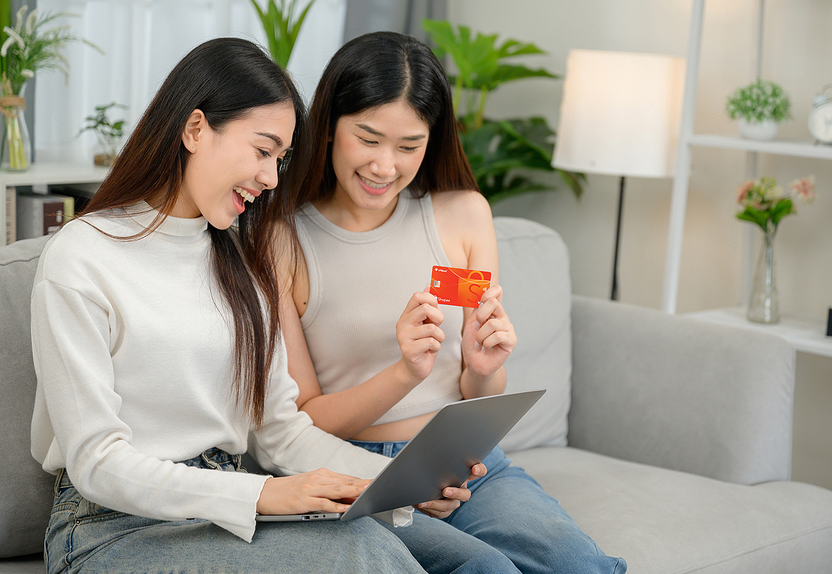 Thẻ VPBank Super Shopee được nhiều bạn trẻ ưa thích.