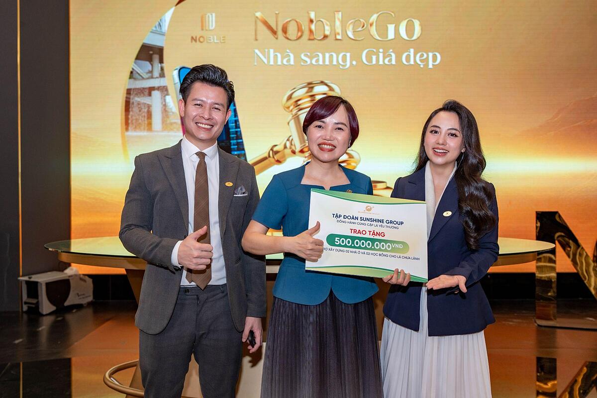 Tập đoàn đã lập tức trích 500 triệu đồng từ số tiền 5,5 tỷ trên để đóng góp vào quỹ Cặp lá yêu thương.