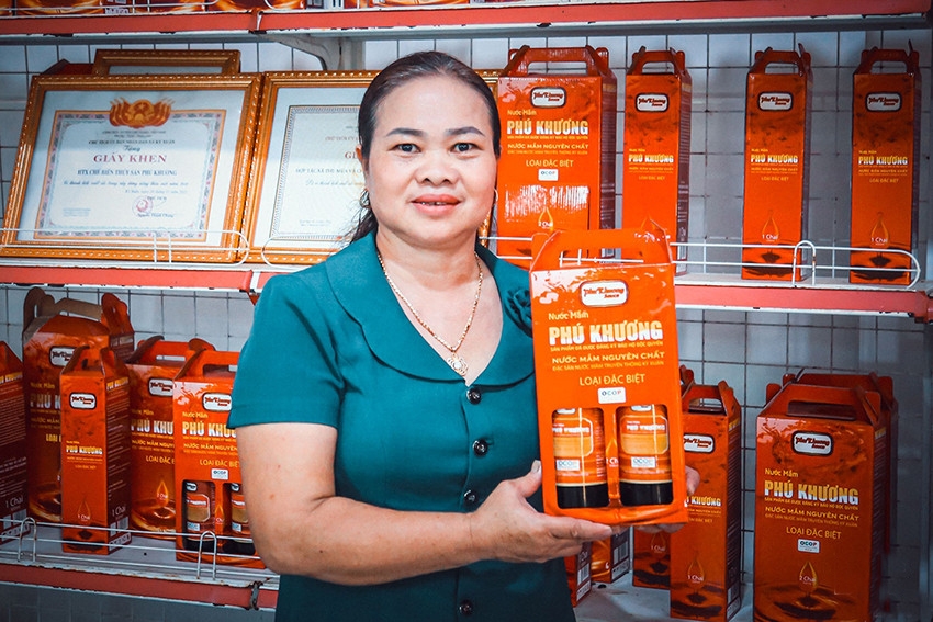 Bà Lê Thị Khương - Giám đốc HTX Phú Khương đã đưa đặc sản vùng biển Kỳ Anh ra thị trường trong nước, quốc tế.