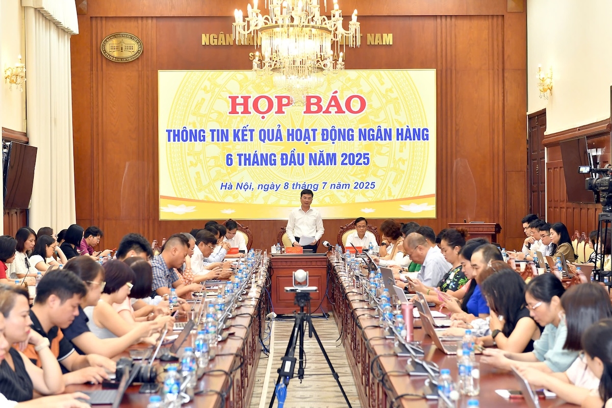Toàn cảnh họp báo của Ngân hàng Nhà nước.