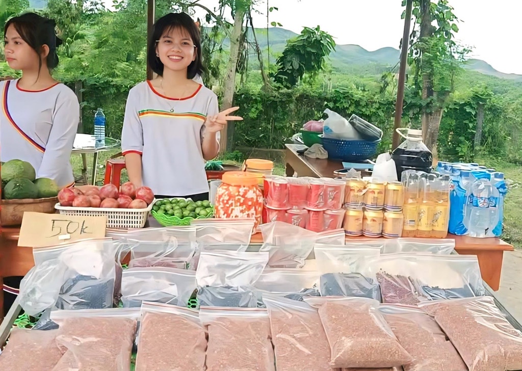 Người dân ở vùng đất Trà Nú &lpar;cũ&rpar; đã có chuyển biến trong phương thức sản xuất hàng hóa, phát triển gạo đỏ Ra Ma đạt chuẩn OCOP 3 sao.